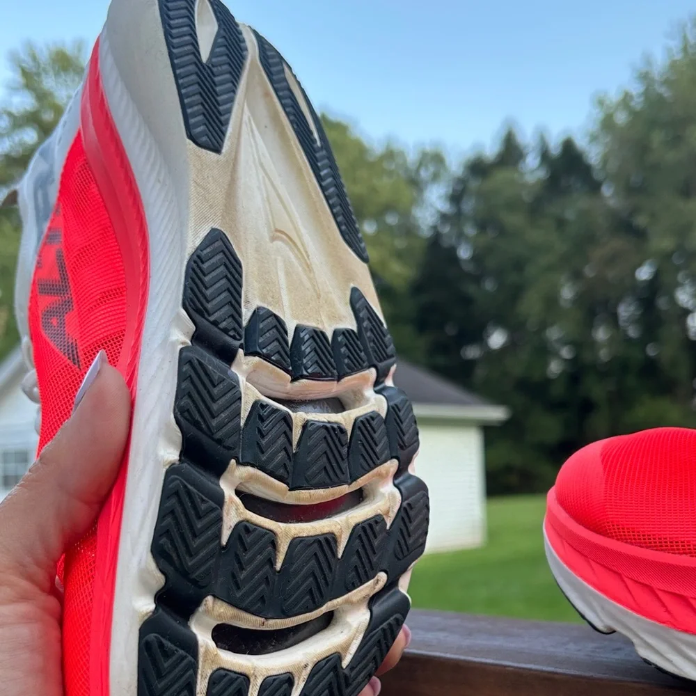 Altra Womens Neon Coral and White Vanish Carbon 2